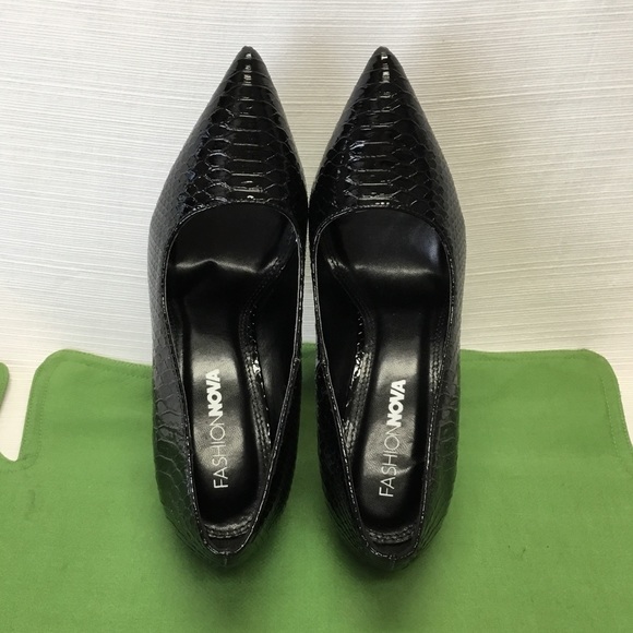 Fashion Nova Black Reptile Design Heels - Picture 7 of 8